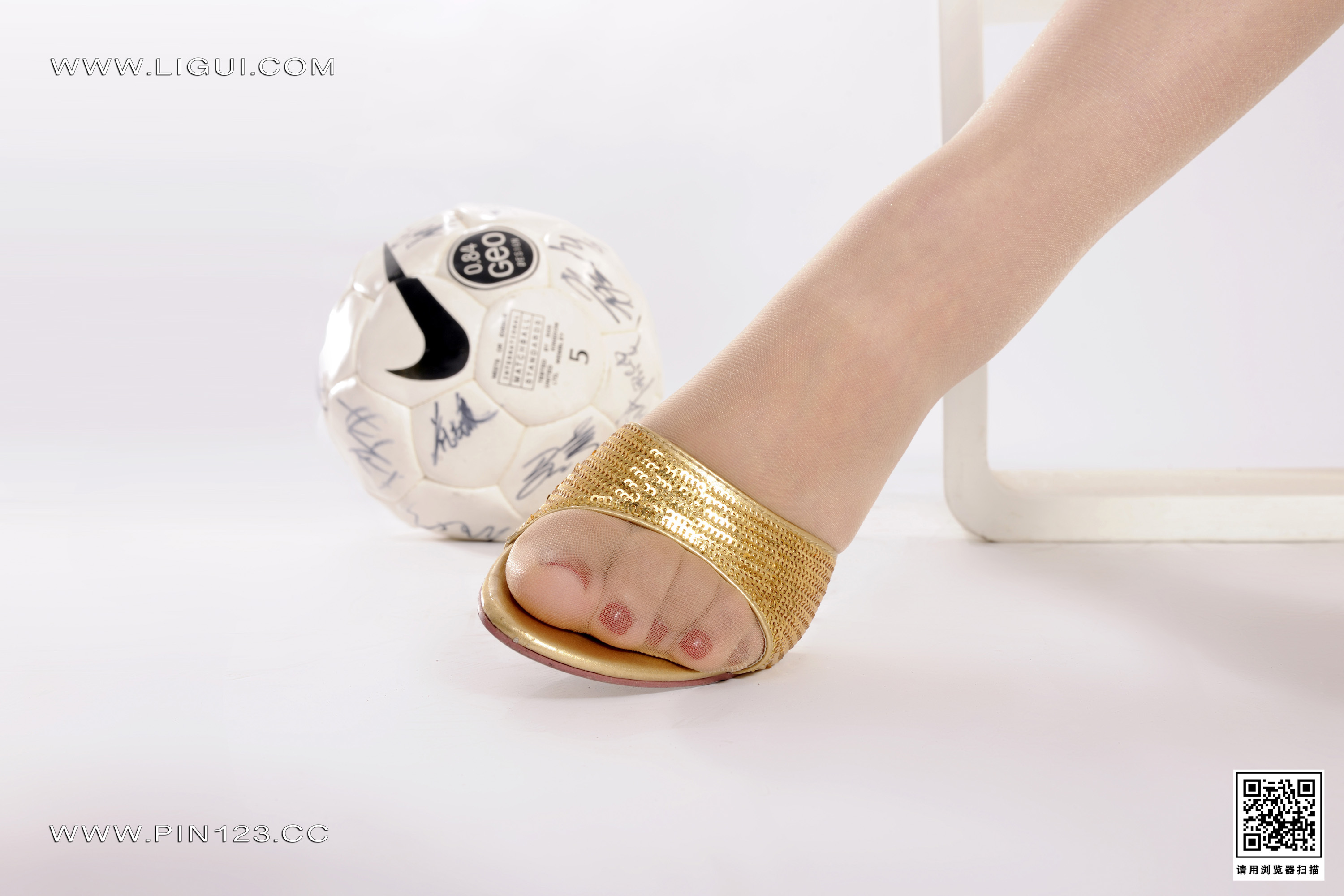 Ligui丽柜 2022.11.30 经典回顾 足球宝贝 文静